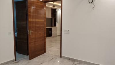 Bedroom Image of 2000 Sq.ft 4 BHK Apartment / Flat for sale in Vasant Kunj New Delhi for Rs. 17500000