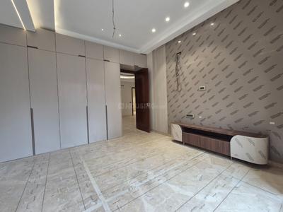 Bedroom Image of 2000 Sq.ft 3 BHK Builder Floor for sale in Raja Garden New Delhi for Rs. 35000000