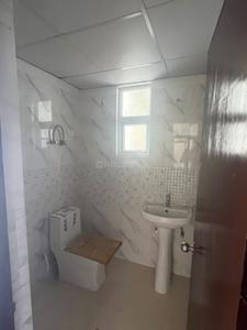 Bathroom Image of 950 Sq.ft 2 BHK Apartment / Flat for sale in Palm Marina Suites Phase 1, Mahurali Ghaziabad for Rs. 6000000