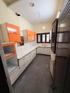 Kitchen Image of 2250 Sq.ft 3 BHK Builder Floor for rent in Aashiana Luxury Floors, Sector 8 Faridabad for Rs. 40000