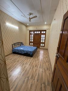 Bedroom Image of 2000 Sq.ft 5 BHK Duplex for rent in Vrindavan Yojana Lucknow for Rs. 30000