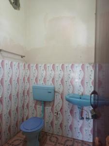 Bathroom Image of 1000 Sq.ft 3 BHK Builder Floor for rent in Kattakkada Thiruvananthapuram for Rs. 7000