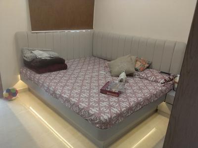 Bedroom Image of 900 Sq.ft 2 BHK Apartment / Flat for sale in Nirman Kutir, Andheri West Mumbai for Rs. 27500000