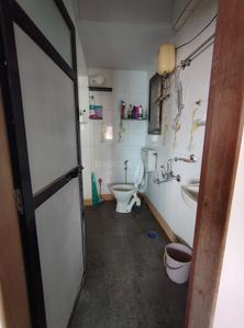 Bathroom Image of 440 Sq.ft 1 BHK Apartment / Flat for sale in Dahisar West Mumbai for Rs. 11500000