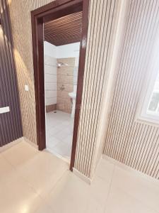 Bathroom Image of 1350 Sq.ft 2 BHK Apartment / Flat for sale in Green Valley Green Valley Heights, Dhakoli Zirakpur for Rs. 6890000