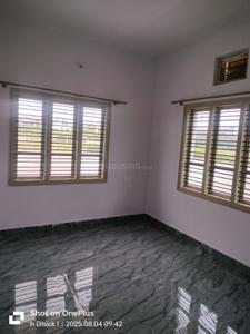 Bedroom Image of 1200 Sq.ft 2 BHK Independent House for rent in Yelwala Mysore for Rs. 9000