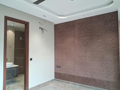 Bedroom Image of 1820 Sq.ft 3 BHK Builder Floor for sale in Paschim Vihar New Delhi for Rs. 36000000