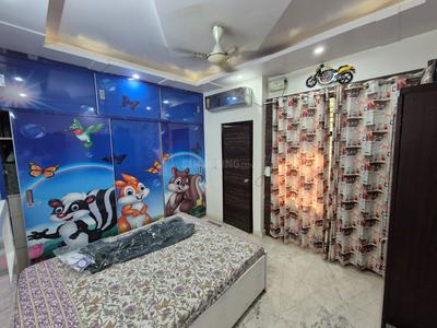 Bedroom Image of 1000 Sq.ft 2 BHK Builder Floor for sale in Ramesh Nagar New Delhi for Rs. 15500000