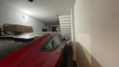 Kitchen Image of 2200 Sq.ft 3 BHK Builder Floor for rent in Vrindavan Yojana Lucknow for Rs. 26000
