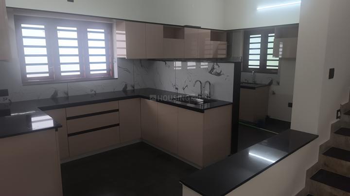 Kakkanad Main Image 1