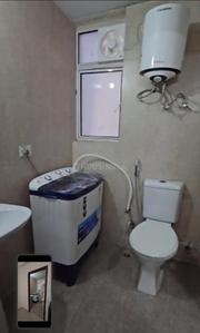 Bathroom Image of 950 Sq.ft 2 BHK Apartment / Flat for sale in Wave City Ghaziabad for Rs. 6600000
