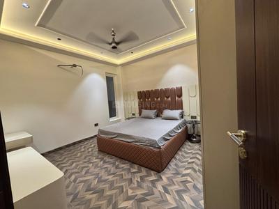 Bedroom Image of 1310 Sq.ft 3 BHK Builder Floor for sale in Indirapuram Ghaziabad for Rs. 9000000
