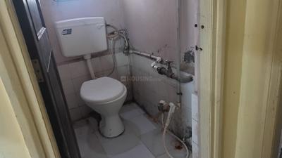 Bathroom Image of 590 Sq.ft 1 BHK Apartment / Flat for rent in Mundhwa Pune for Rs. 24000