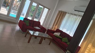 Bedroom Image of 6000 Sq.ft 4.5 BHK Independent House for rent in Uthandi Chennai for Rs. 135000