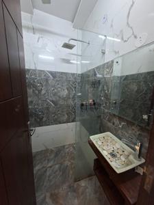 Bathroom Image of 900 Sq.ft 2 BHK Builder Floor for rent in Subhash Nagar New Delhi for Rs. 36000