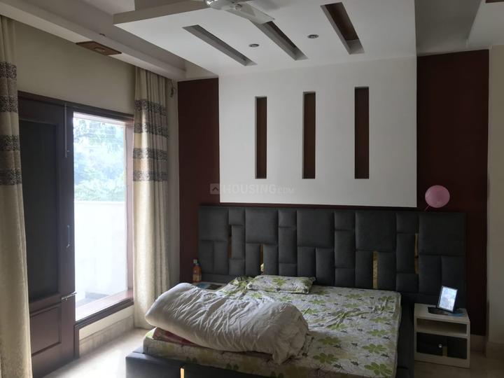 Sector 25, DLF Phase 2 Main Image 1