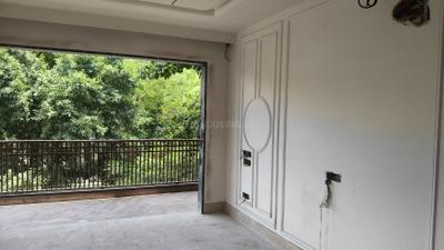 Living Room Image of 4050 Sq.ft 4 BHK Builder Floor for sale in Sukhdev Vihar New Delhi for Rs. 89000000