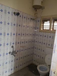 Bathroom Image of 1100 Sq.ft 2 BHK Builder Floor for rent in Marathahalli Bengaluru for Rs. 23900
