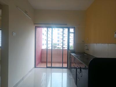 Kitchen Image of 905 Sq.ft 2 BHK Apartment / Flat for sale in Kumar Pebble Park, Hadapsar Pune for Rs. 6000000