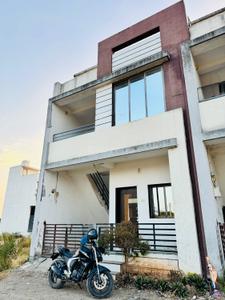 Image of 1800 Sq.ft 4 BHK Villa for sale in Kamrej, Surat for Rs. 3995000