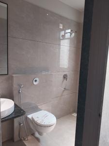 Bathroom Image of 1200 Sq.ft 2.5 BHK Apartment / Flat for sale in Sankla East World Phase II, Shewalewadi Pune for Rs. 9100000