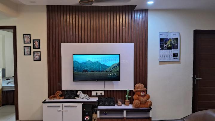 Ratan Solitaire Main Image 1