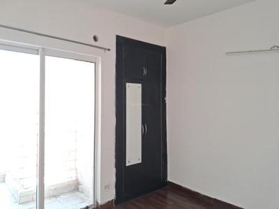 Bedroom Image of 925 Sq.ft 2 BHK Apartment / Flat for sale in Paras Tierea, Sector 137 Noida for Rs. 8000000