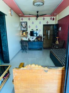 Hall Image of 690 Sq.ft 1 BHK Apartment / Flat for sale in Dombivli East Thane for Rs. 4000000