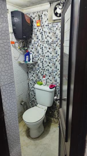 Hakikat Nagar, GTB Nagar Bathroom 1