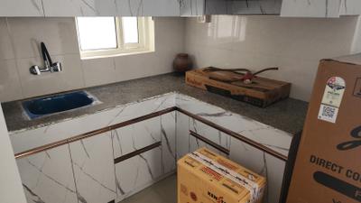 Kitchen Image of 500 Sq.ft 1 BHK Apartment / Flat for rent in Pyramid Altia, Sector 70A Gurgaon for Rs. 22000