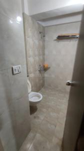 Bathroom Image of 1000 Sq.ft 2 BHK Apartment / Flat for rent in Alembic Alchemy Veda, Chhani Jakat Naka Vadodara for Rs. 25000