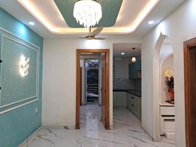 Living Room Image of 1050 Sq.ft 2 BHK Apartment / Flat for sale in  Ridhi Apartment , Sector 104 Noida for Rs. 4250000