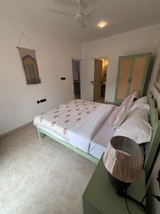 Bedroom Image of 640 Sq.ft 1 BHK Apartment / Flat for sale in Pilerne Goa for Rs. 8600000