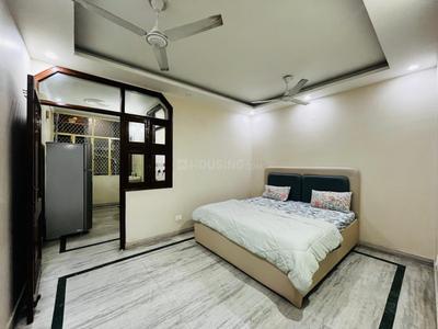 Bedroom Image of 850 Sq.ft 2.5 BHK Apartment / Flat for sale in Sri Niwaspuri New Delhi for Rs. 11000000