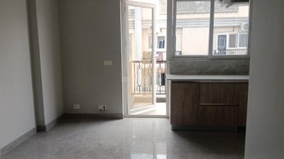 Living Room Image of 1000 Sq.ft 2 BHK Apartment / Flat for sale in Signature Global City 81, Sector 81 Gurgaon for Rs. 11000000