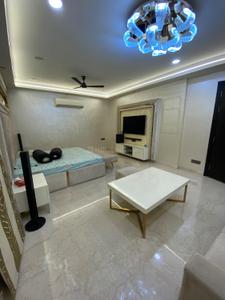 Bedroom Image of 4050 Sq.ft 4 BHK Builder Floor for sale in Model Town New Delhi for Rs. 70000000
