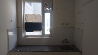 Kitchen Image of 678 Sq.ft 2 BHK Apartment / Flat for rent in Pyramid Fusion Homes, Sector 70A Gurgaon for Rs. 18000