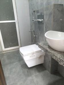 Common Bathroom One Image of 1025 Sq.ft 2 BHK Apartment / Flat for sale in The Regents park, Taloja Navi Mumbai for Rs. 7800000