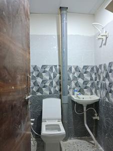Common Bathroom Image of 1050 Sq.ft 2 BHK Apartment / Flat for sale in Sector 49 Noida for Rs. 3650000