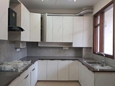 Kitchen Image of 1800 Sq.ft 3 BHK Builder Floor for sale in Paschim Vihar New Delhi for Rs. 40000000