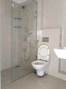 Common Bathroom Image of 950 Sq.ft 2 BHK Apartment / Flat for rent in Soham Crystal Spires, Thane West Thane for Rs. 55000