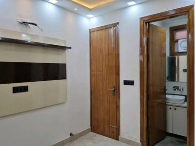 Bedroom Image of 900 Sq.ft 3 BHK Apartment / Flat for sale in Goyal Metro Floors by Goyal Builders, Sector 16B Dwarka New Delhi for Rs. 11000000