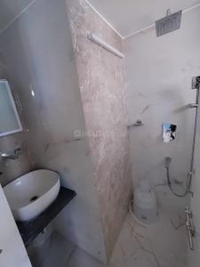 Bathroom Image of 1050 Sq.ft 2 BHK Apartment / Flat for rent in Ekveera Venkatesh Prestige II, Narendra Nagar Extension Nagpur for Rs. 17000