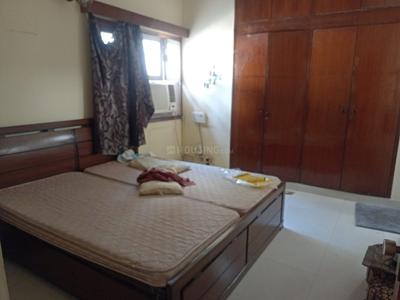 Bedroom Image of 1800 Sq.ft 2 BHK Builder Floor for rent in Gulmohar Park New Delhi for Rs. 70000