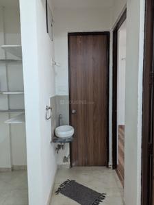 Bathroom Image of 698 Sq.ft 2 BHK Apartment / Flat for sale in Pramukh Horizon 2, Sargasan Gandhinagar for Rs. 10000000