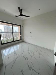Hall Image of 1129 Sq.ft 3 BHK Apartment / Flat for rent in Hum Solaris, Kandivali West Mumbai for Rs. 72034