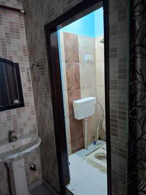 Bathroom Image of 900 Sq.ft 2 BHK Builder Floor for sale in New Industrial Township Faridabad for Rs. 5400000