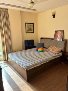 Bedroom Image of 1800 Sq.ft 3 BHK Builder Floor for sale in Sarvodaya Enclave New Delhi for Rs. 53500000