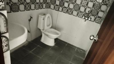 Image of 1022 Sq.ft 2 BHK Apartment / Flat for rent in Renowned Lotus Srishti, Crossings Republik, Ghaziabad for Rs. 17000