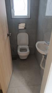 Bathroom Image of 650 Sq.ft 1 BHK Apartment / Flat for rent in Concrete Sai Swayam, Chembur Mumbai for Rs. 62000